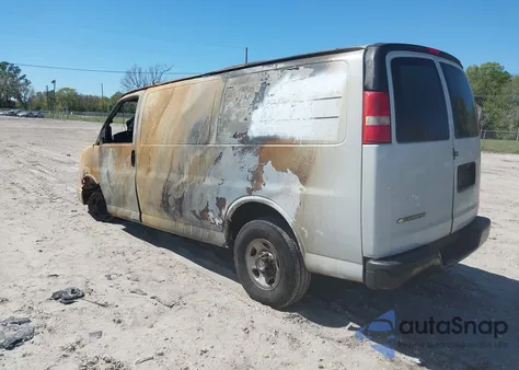 2018 Chevrolet Express 2500 Work Van из США, поврежденный, VIN 1GCWGAFP1J1299445